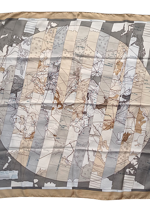 Хустка з шовку hermes "le monde est vaste"