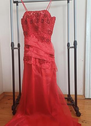 Сукня вечірня