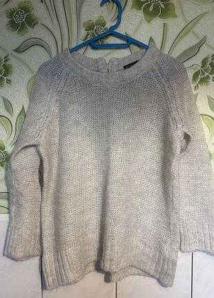 Кофтинка h&m 0983461167 пишіть в телеграм.