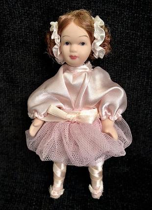 Кукла из полимерной глины