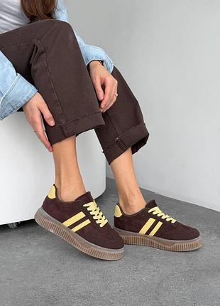 Кеди жіночі