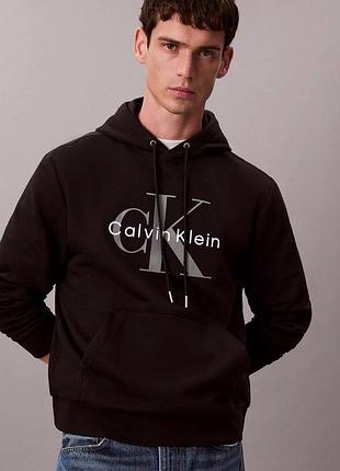 Флісове худі calvin klein з фірмовим логотипом