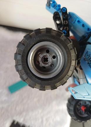 Конструктор technic monster jam megalodon (42134) монстер трак машина авто 3