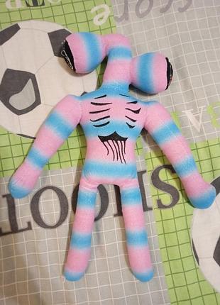 Описание - мягкая игрушка цветной сиренеголовый, хоррор персонаж