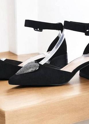 Красивые туфельки листайте фото