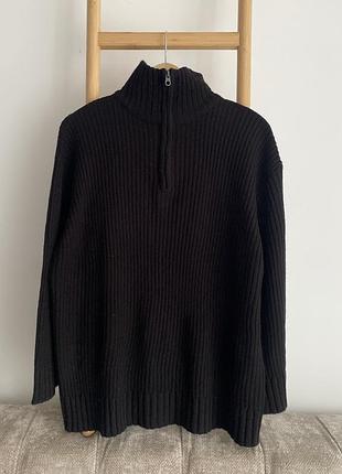 Стильний базовий светр