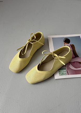 Шкіряні трендові жіночі балетки