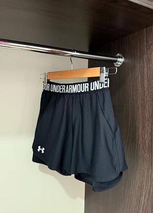 Оригінальні спортивні шорти under