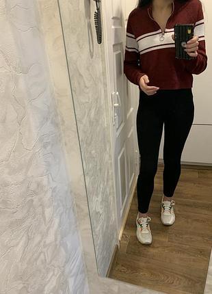 Укорочений светр на замку