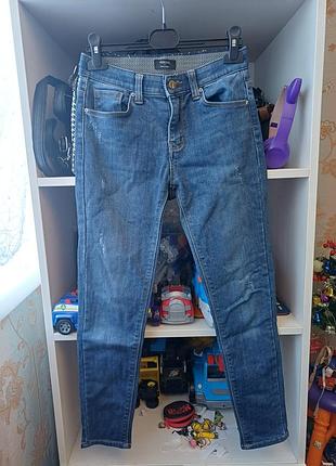 Теплые стильные джинсы