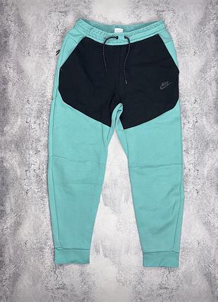 Штани спортивні nike tech fleece