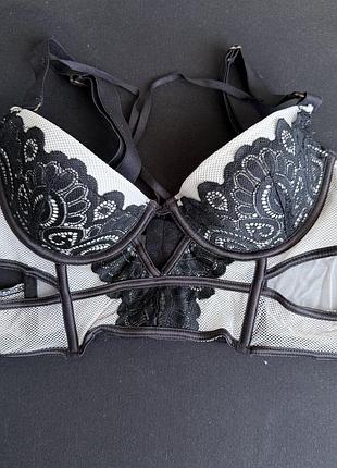 Бюстгальтер