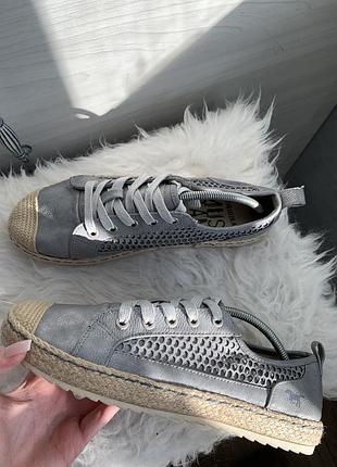 Кроссовки mustang golden goose стиль