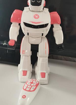 Робот на радіокеруванні 3