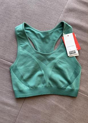 Спортивный топ новый s