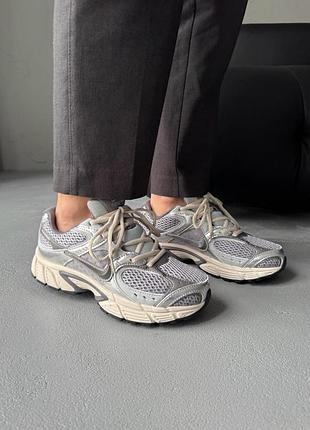Женские кроссовки nike v5 rnr silver/grey