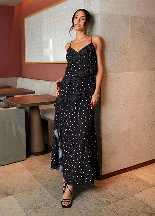 Трендова довга сукня комбінація з рюшами чорного кольору в білий горох