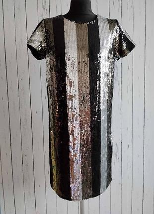 Святкове плаття з паєток