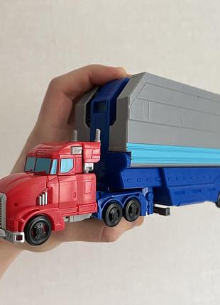 Трансформер оптимус прайм оригинал томи звук/свет