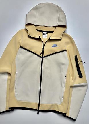 Спортивна кофта nike tech fleece / s розмір