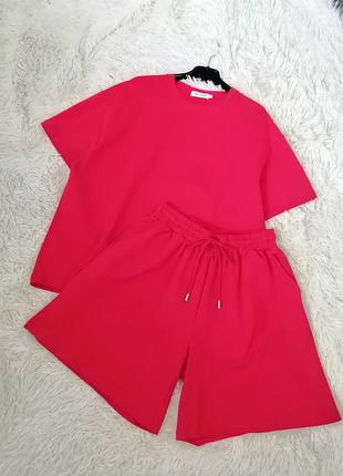 Яскраво-червоний катоновий костюм шорти бермуди висока посадка та футболка тканина 100% катон натуральна