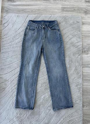 Джинси жіночі