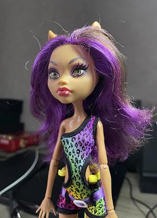 Лялька монстер хай клодін вульф похмурий пляж clawdeen wolf gloom beach