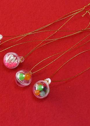 Ялинкові кулі- світяться у темряві.