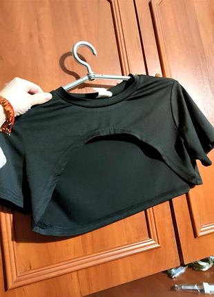 Чорний топ футболка рукава