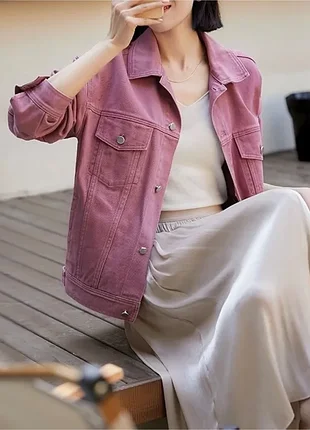 Джинсова куртка прямого крою