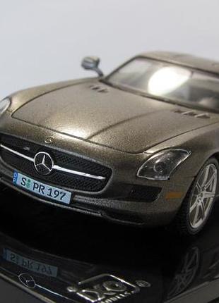 Мерседес-бенз sls amg coupe c197 2010, ixo models. 1:43 коробка та бокс. масштабна модель
