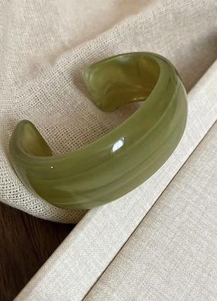 Стильный акриловый браслет ✳️ минимализм, узор под махор, безразмерный, акрил зеленый женский в стиле бохо этно