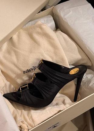 Шльопанці жіночі