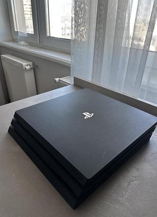 Playstation 4 pro б/у