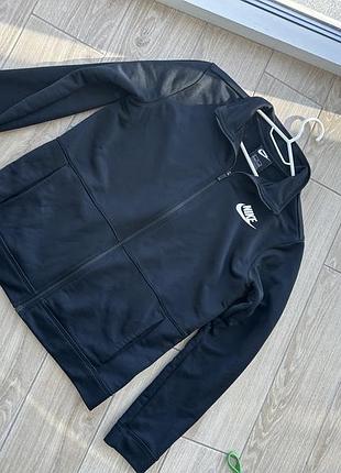 Спортивна кофта nike 13-15 років може бути і жіноча с розмір 2