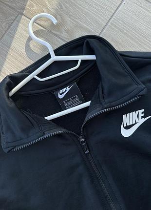 Спортивна кофта nike 13-15 років може бути і жіноча с розмір 4
