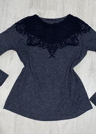 Кофтинка кофта сіра з чорним мереживом