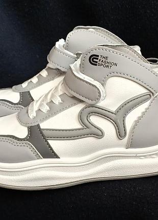 Детские кроссовки ввт