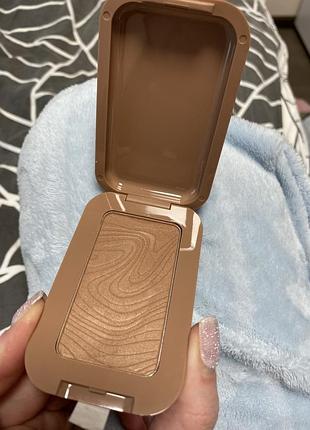 Nyx professional makeup buttermelt bronzer