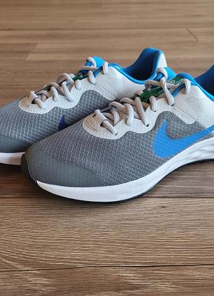 Кроссовки nike revolution 6