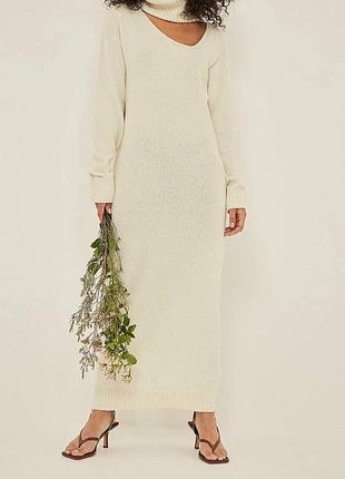 Стильне в'язане плаття максі