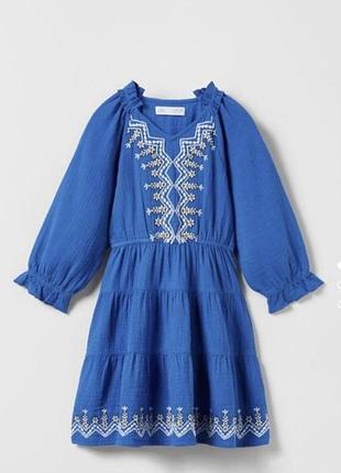 Платье вышиванка zara