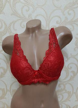 Дуже красивий мереживний ажурний бюстгальтер