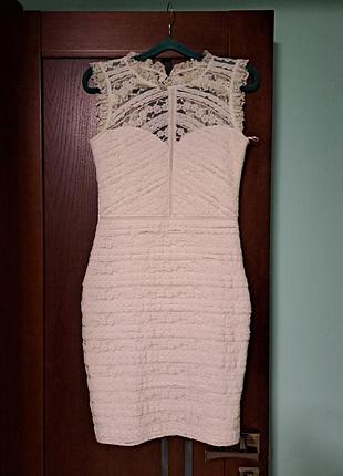 Женское кремовое праздничное облегающее платье lipsy london с кружевными деталями, размер 12