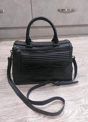 Женская кожаная сумка.