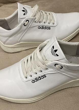 Кросівки adidas
