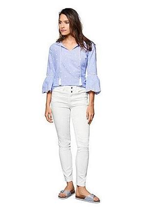 Гарні білі джинси з лампасами.