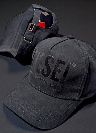 Брендові кепки