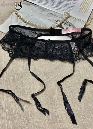 Hunkemoller неймовірний  мереживний чорний  пояс для панчіх як новий є