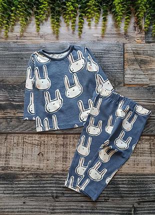 Костюм для малышей с зайчиками